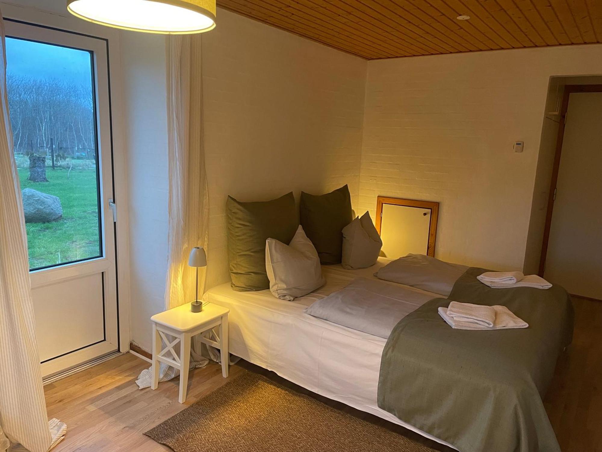 Lonstrup Strandhotel ภายนอก รูปภาพ